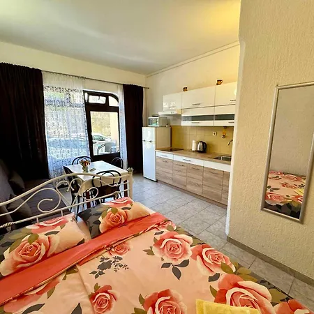 With A - C In 54832 * Jadranovo