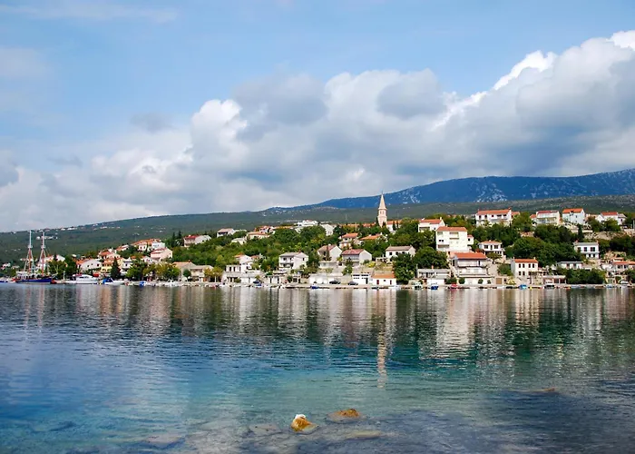 With A - C In 54832 * Jadranovo