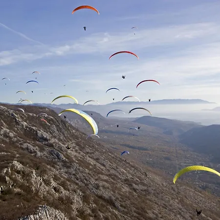 With A - C In 54832 * Jadranovo